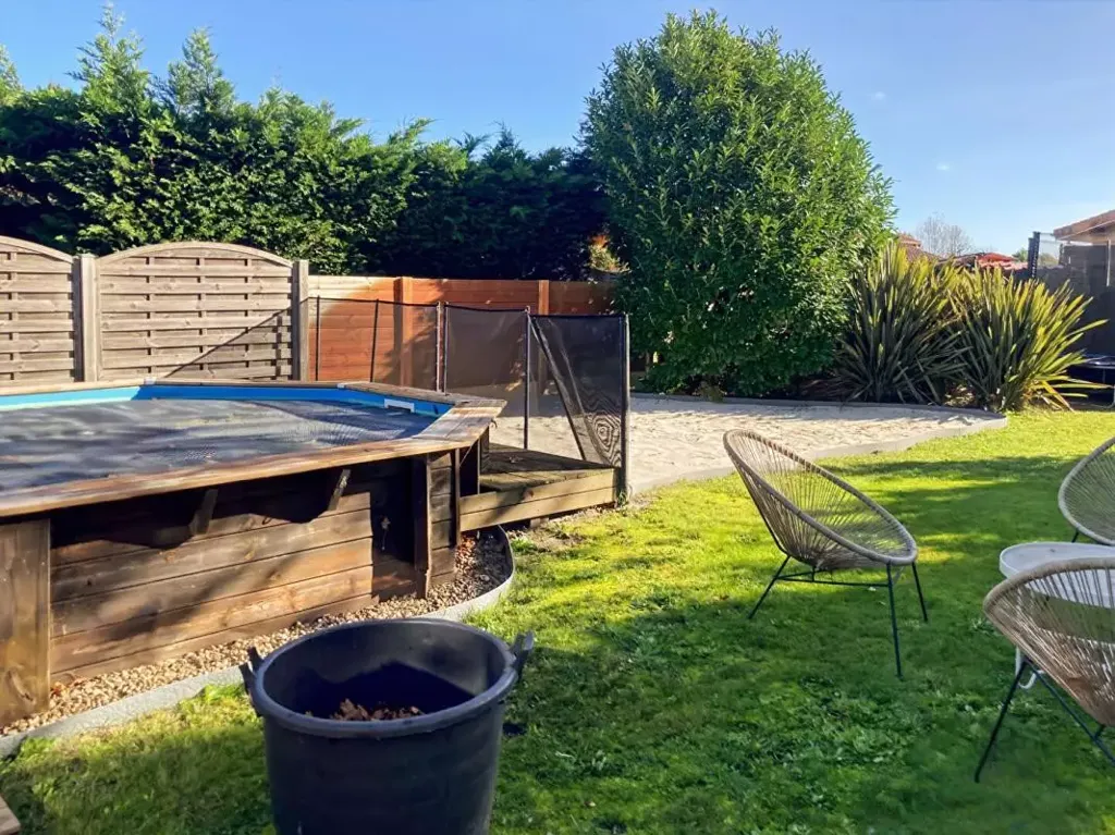 Piscine - Maison Bois au Calme avec Piscine et Jacuzzi