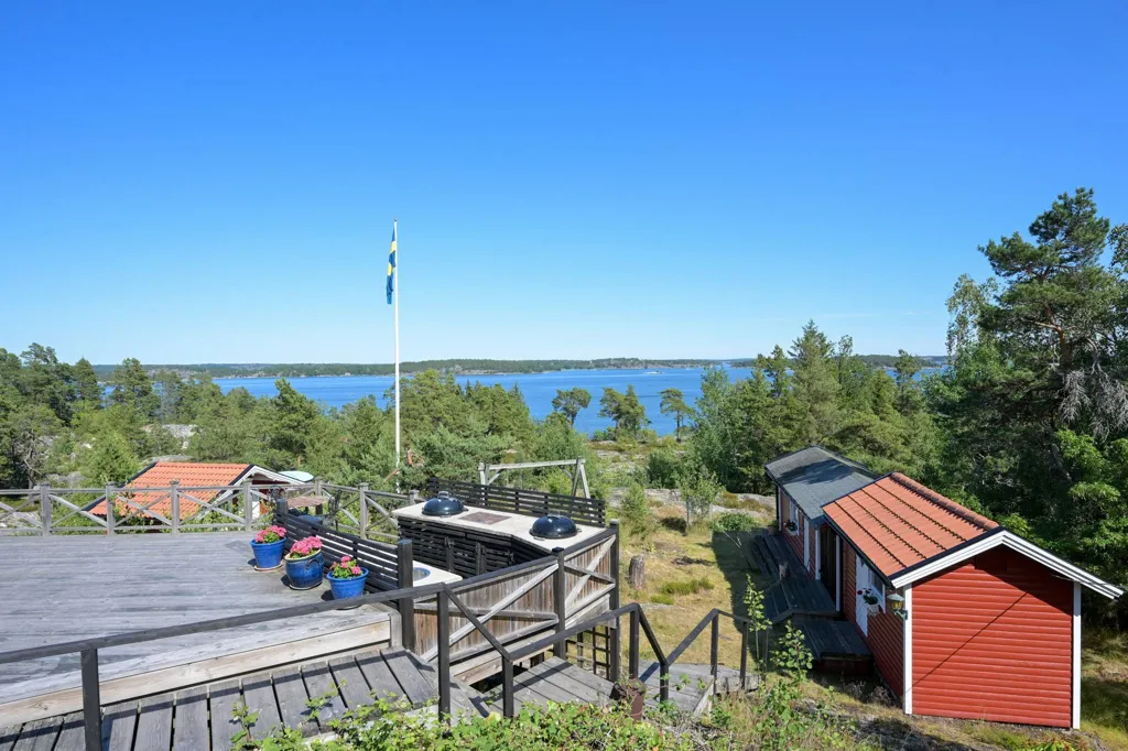 Aed - Scenic Archipelago Villa near Stockholm