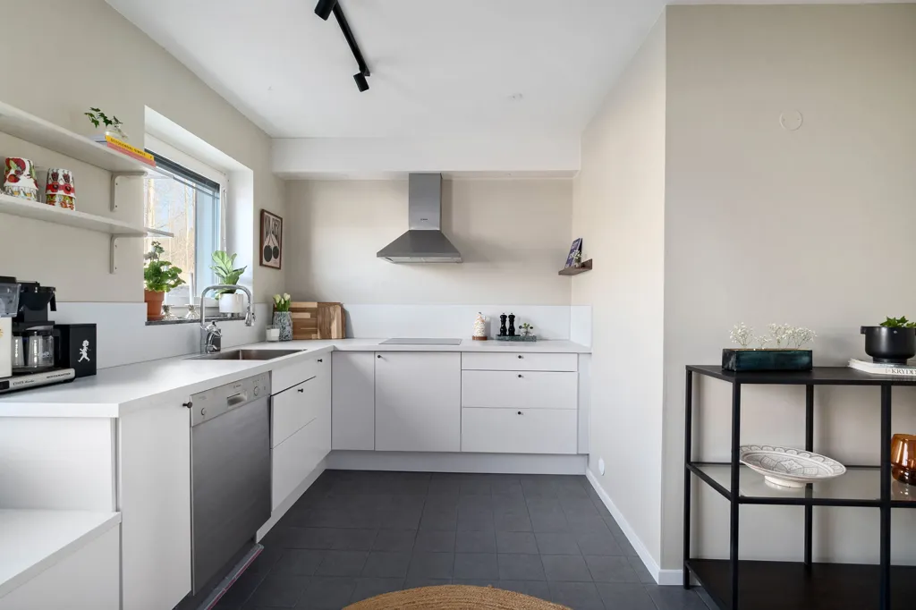 Cuisine - Apartment with Balcony in Getbergsvägen