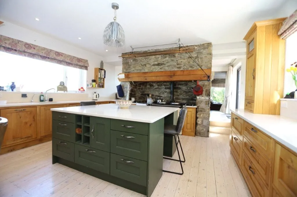 Köök - 5 magamistoaga maja asukohas Kinsale