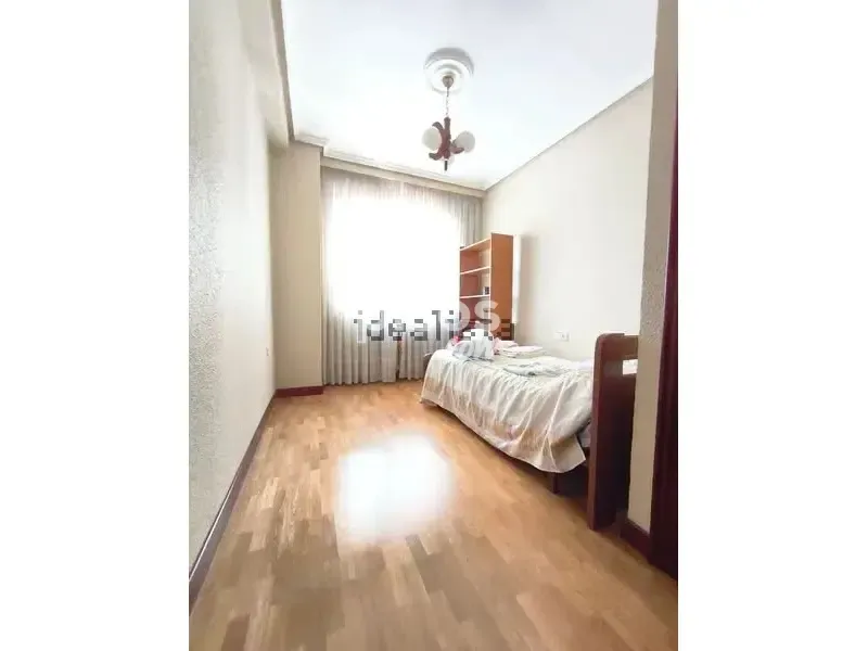 Magamistoad - Apartment with Garage in Salesas