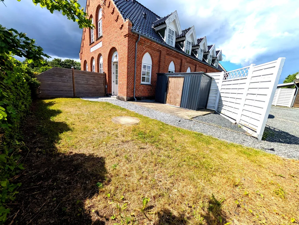 Välivaade - Apartment with Private Garden in Mursten