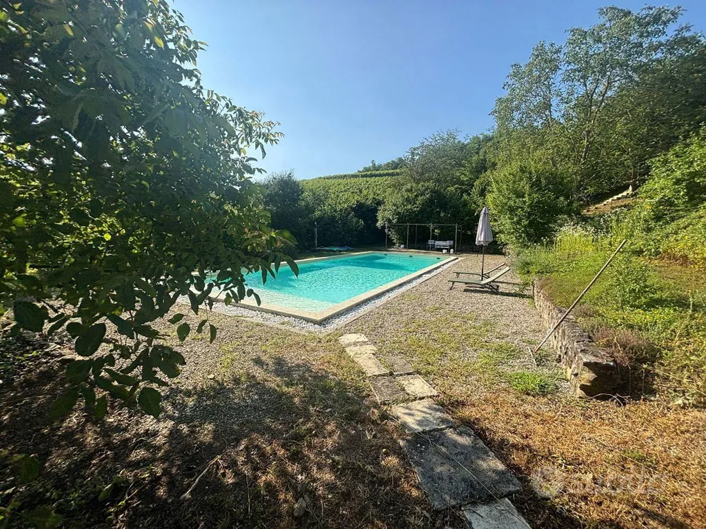 Bassein - Restored 19th Century Villa with Pool in Golferenzo
