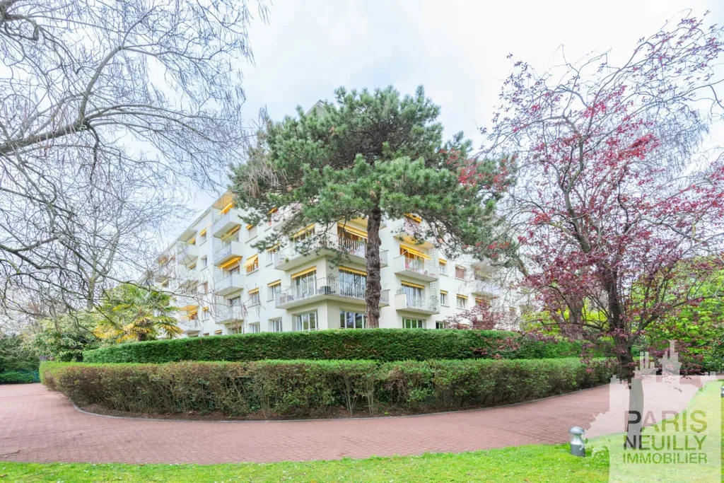 Jardin - Appartement Luxueux avec Balcon à Neuilly-sur-Seine