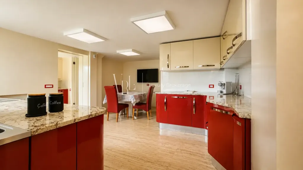 Cuisine - Representative Villa with Private Park in Olgiata, Rome