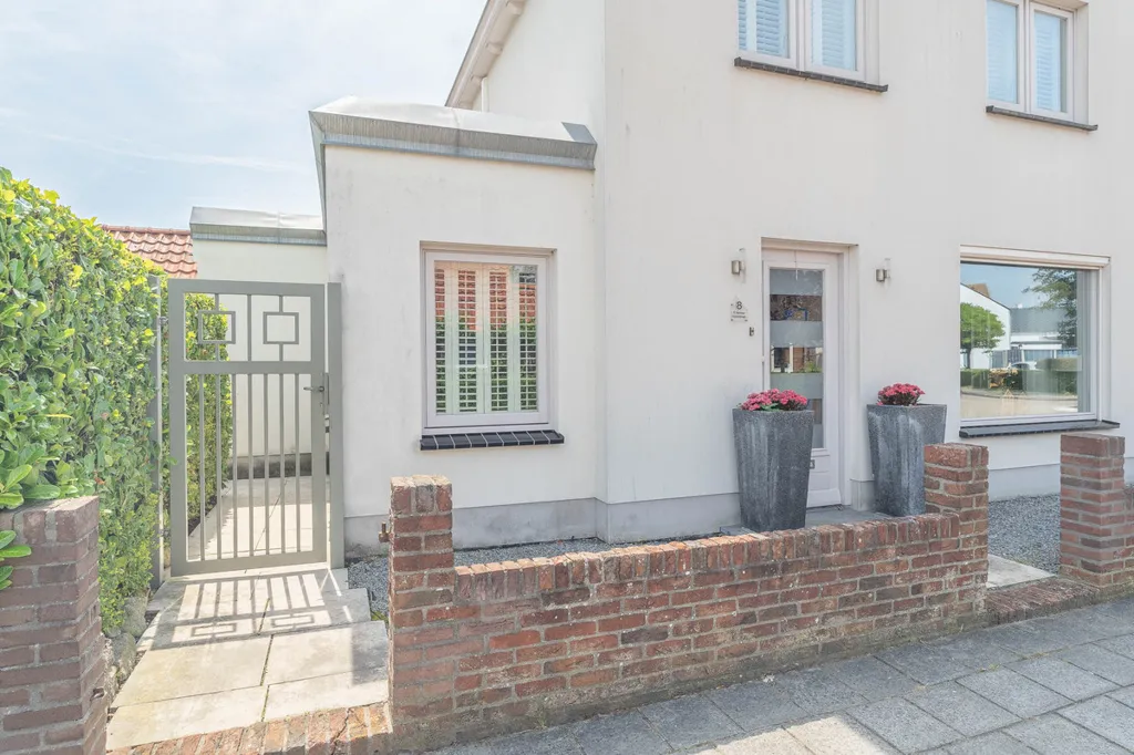 Exterior - Detached House with Private Garden in Yerseke