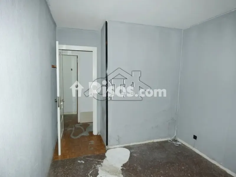Pièces - Spacious Apartment with Terrace in Usera, Madrid