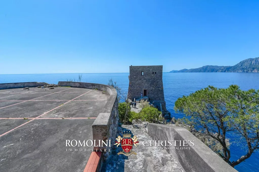 Aed - Waterfront Villa with Sea Access on Amalfi Coast