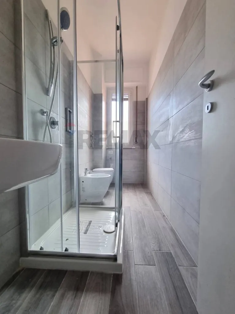 Salles de bain - Modernised Studio in Milan with Balcony
