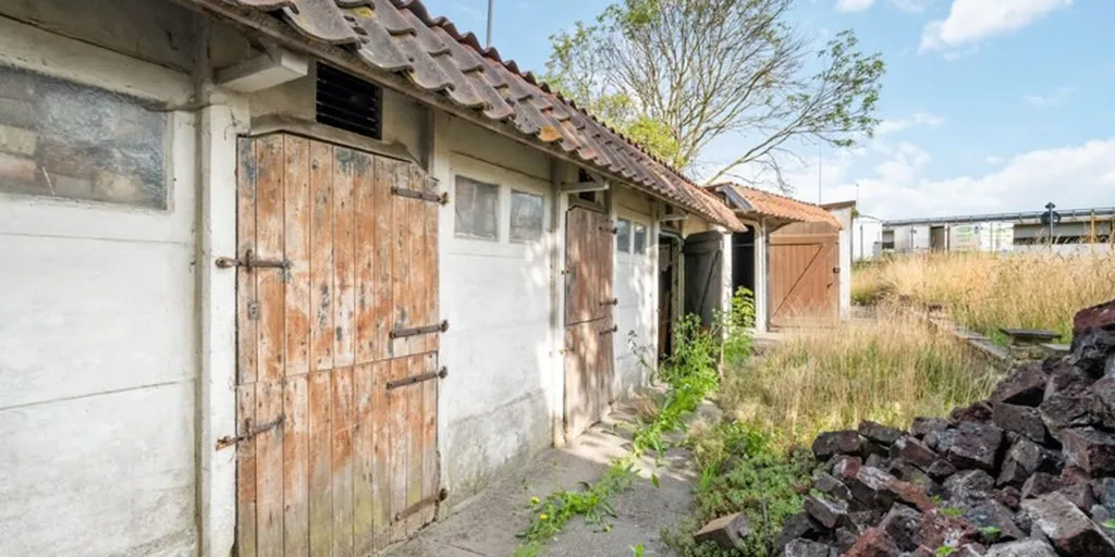 Jardin - Maison à rénover avec vue sur l'eau à Oudenburg