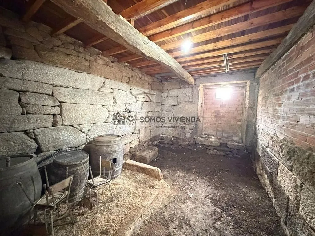 Pièces - Reformed Stone Chalet with Garden in Punxín