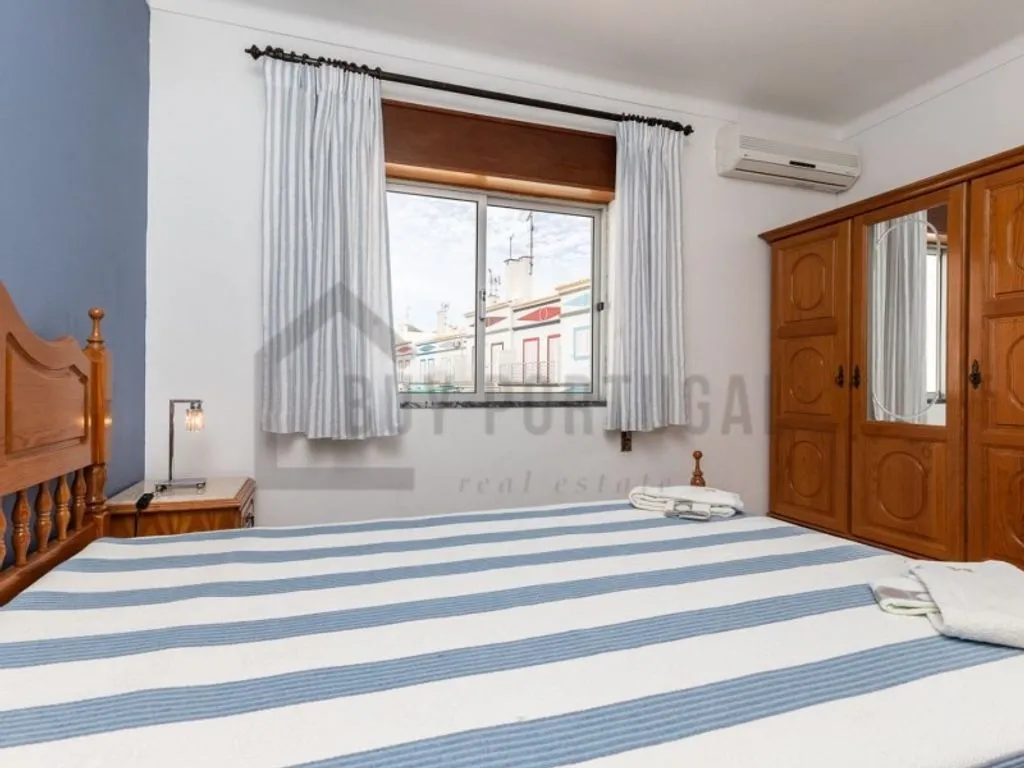 Chambres - Villa with 7 Apartments in Manta Rota