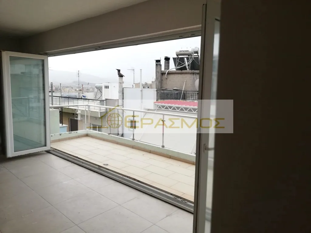 Balcone - 7-Bedroom Apartment with Acropolis View in Peristeri