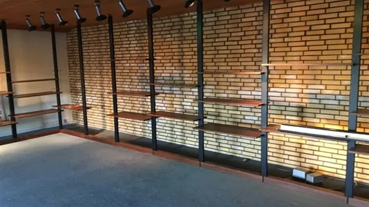 Toad - Retail Space with Shopfront in Sorring