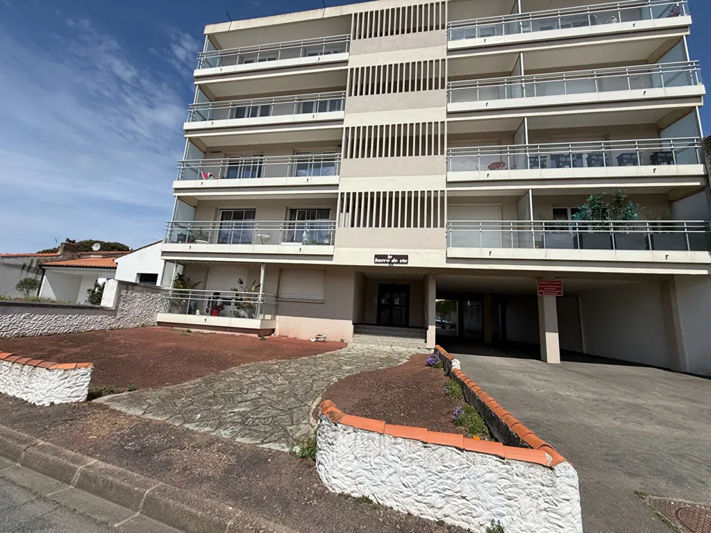 Extérieur - Appartement T3 avec Balcon au Cœur de Croix de Vie
