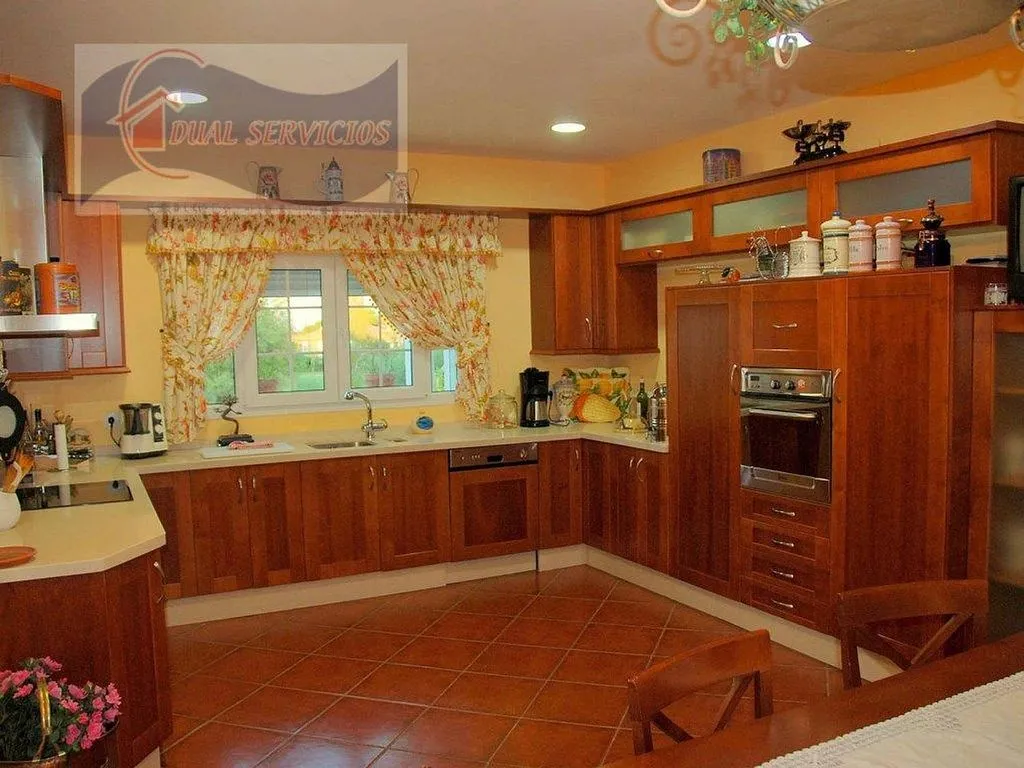 Cuisine - Luxury Chalet with Golf View in Aljaraque