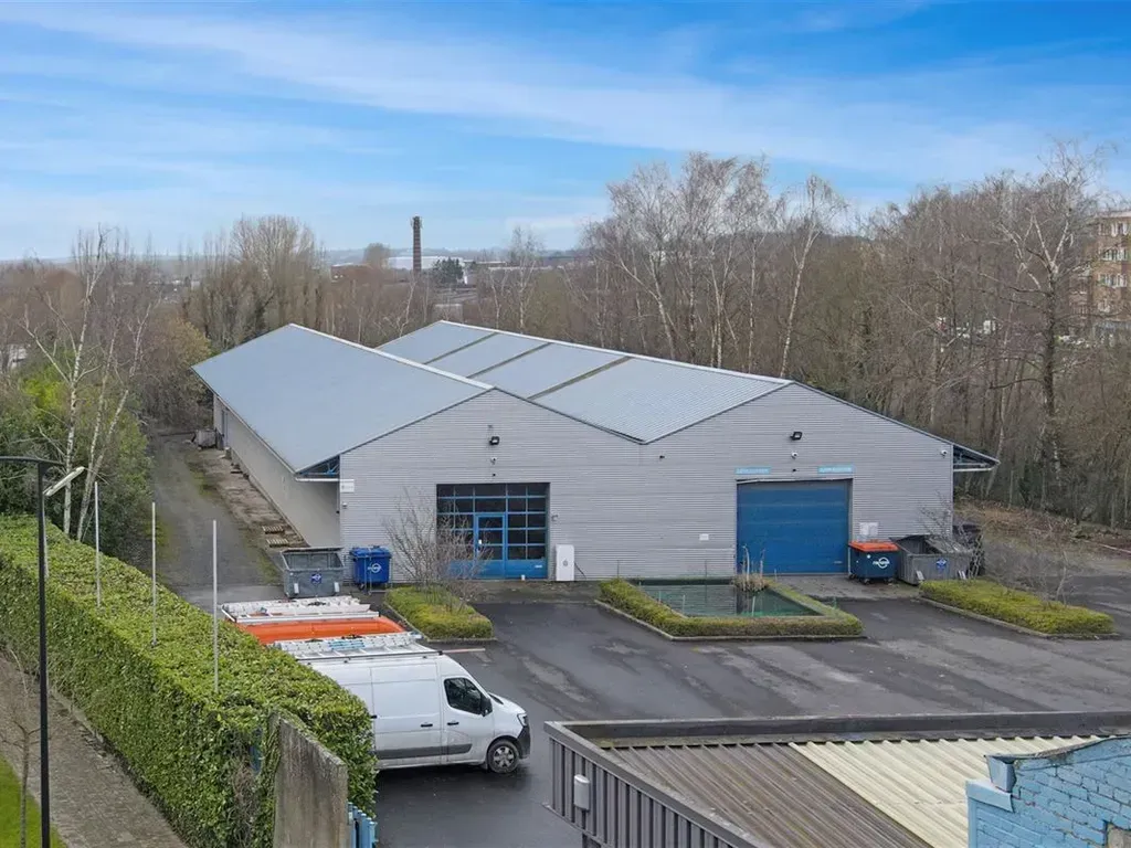 Välivaade - Multifunctional Business Building with Parking in Ronse