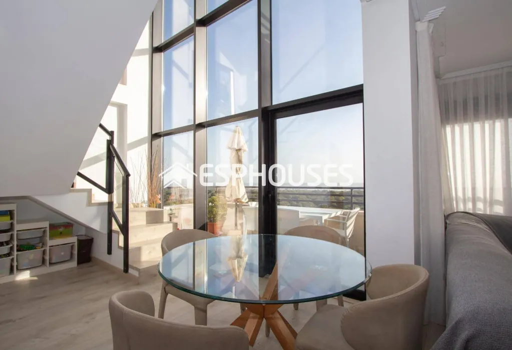 Söögituba - Penthouse with Sea View in Guardamar Playa