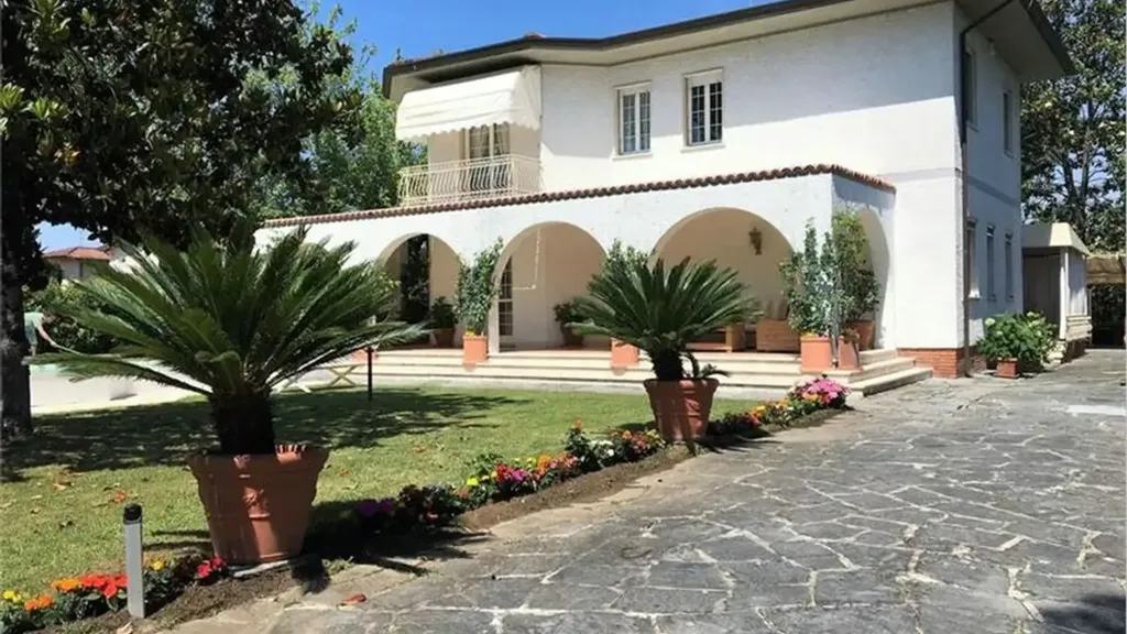 Välivaade - Villa with Garden in Forte Dei Marmi