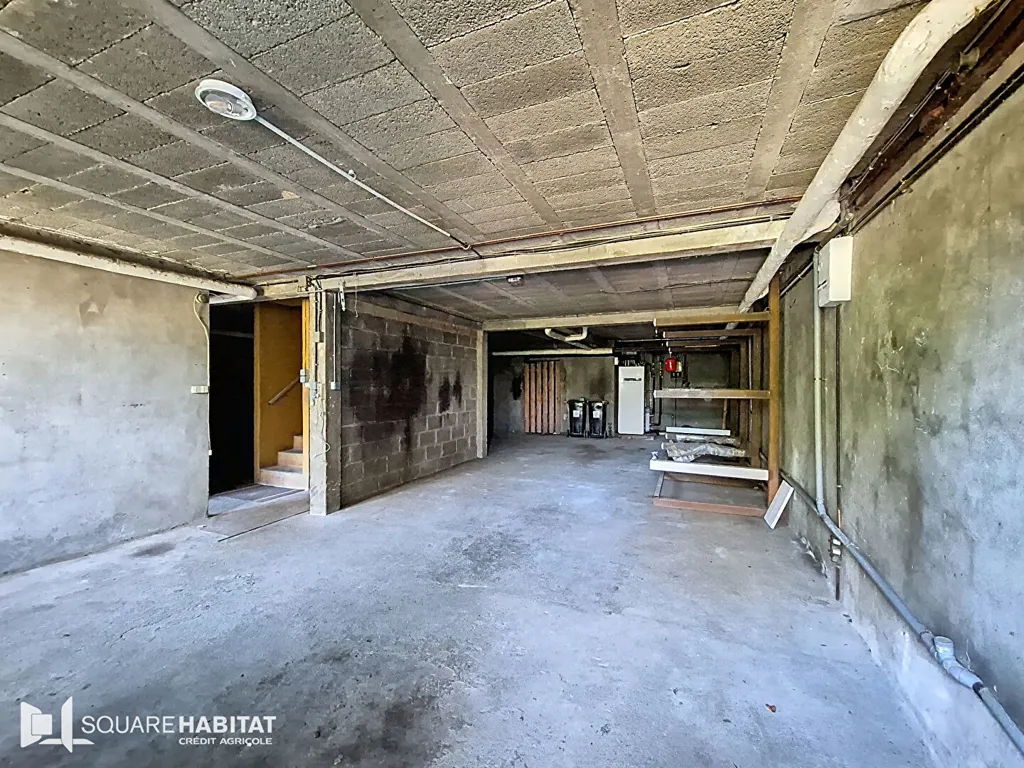 Garage - Pavillon avec Vue Imprenable à La Chèze