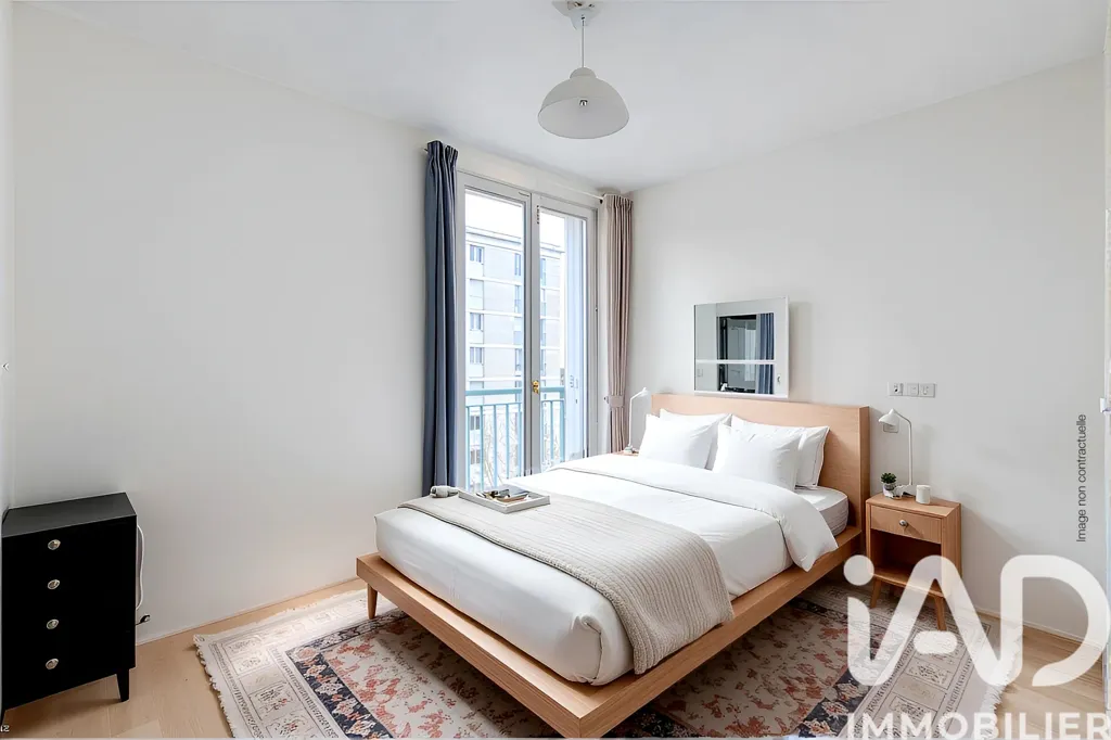 Magamistoad - 5-Piece Apartment with Balcony in Compiègne