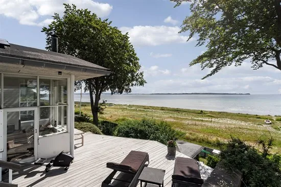 Terrasse - Summer House with Garden in Egå