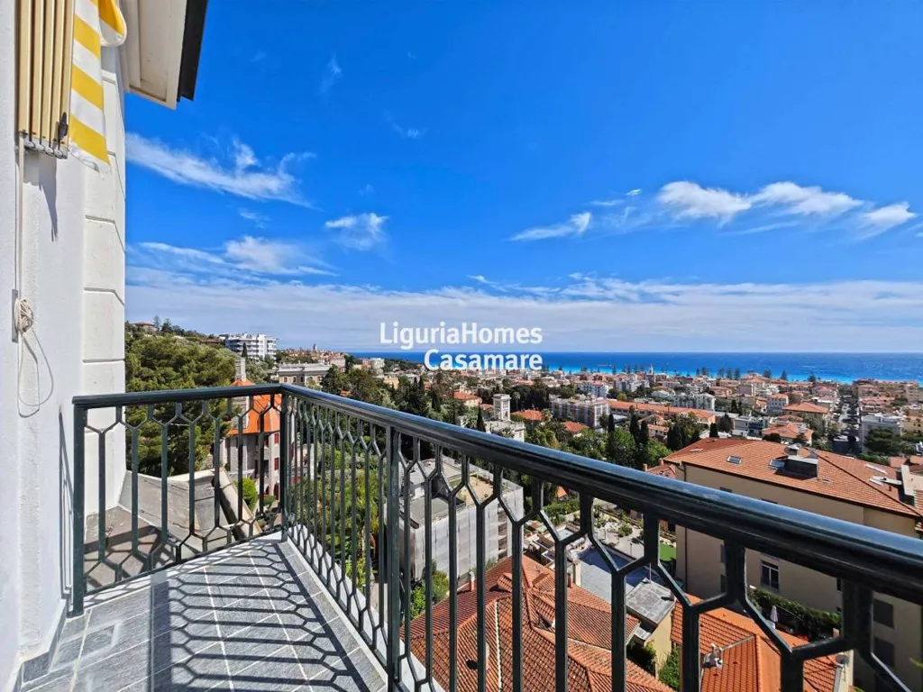 Rõdu - Luxury Apartment with Sea View in Bordighera