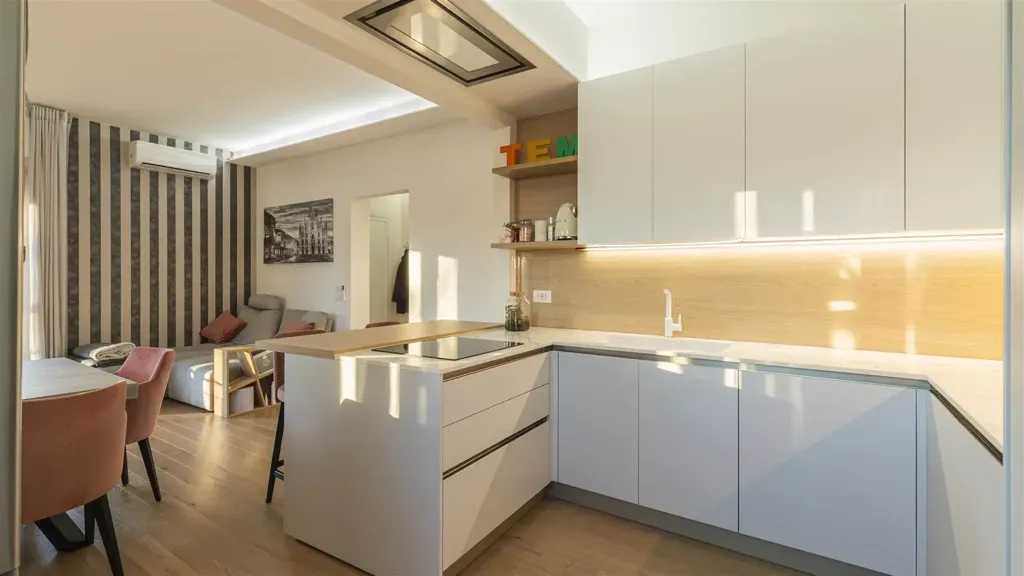 Köök - Rearranged Apartment with Balcony in Modena