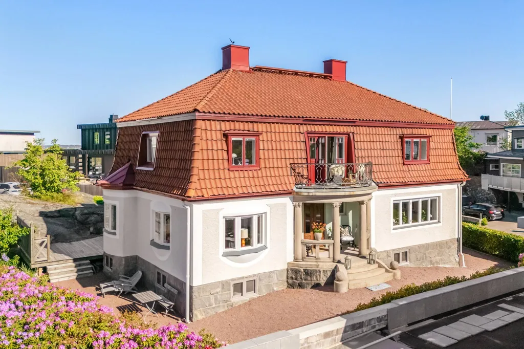 Välivaade - Iconic Villa with Private Boat Dock in Ängholmsparken