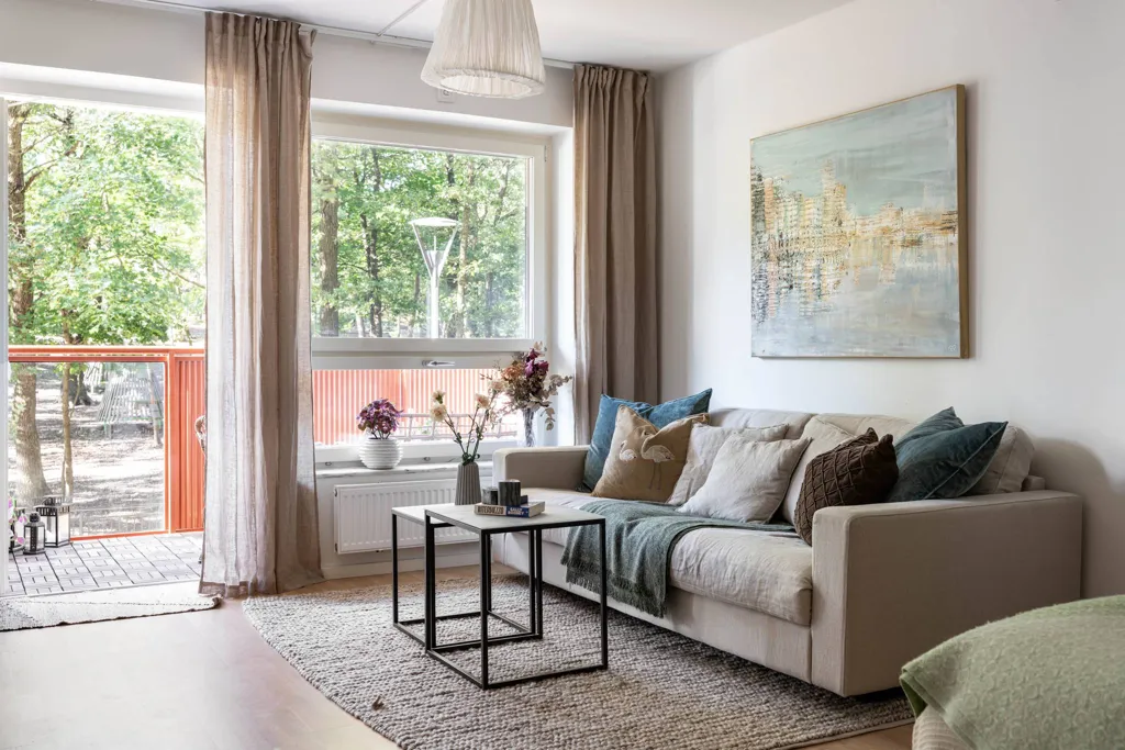 Elutuba - Modern Apartment with Garden View in Årstaskogs Väg