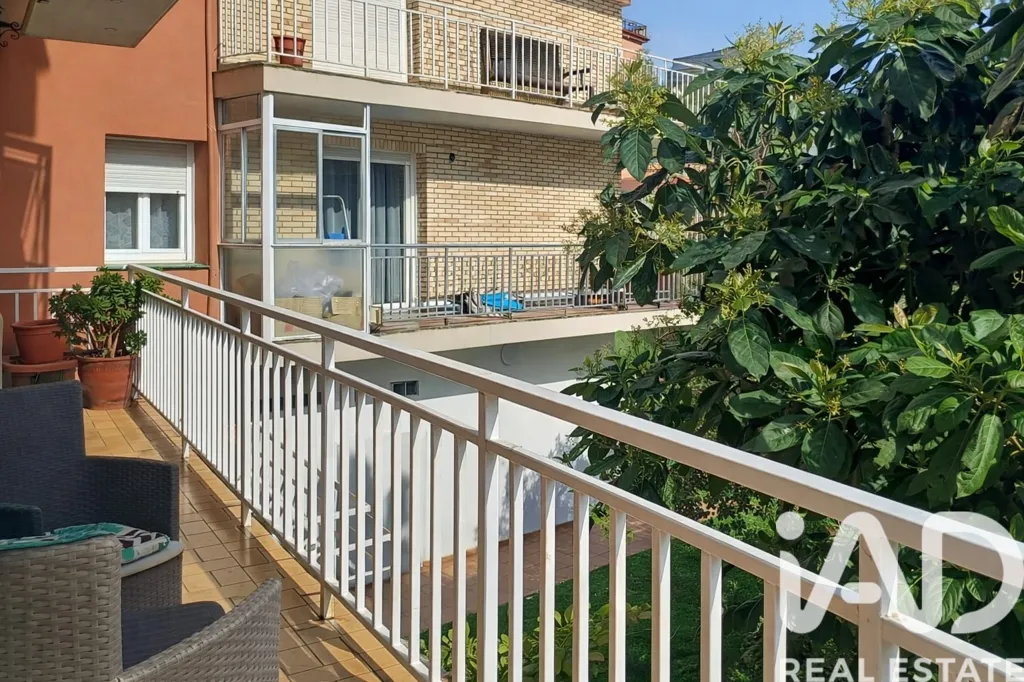 Rõdu - Apartment with Balcony in Castro