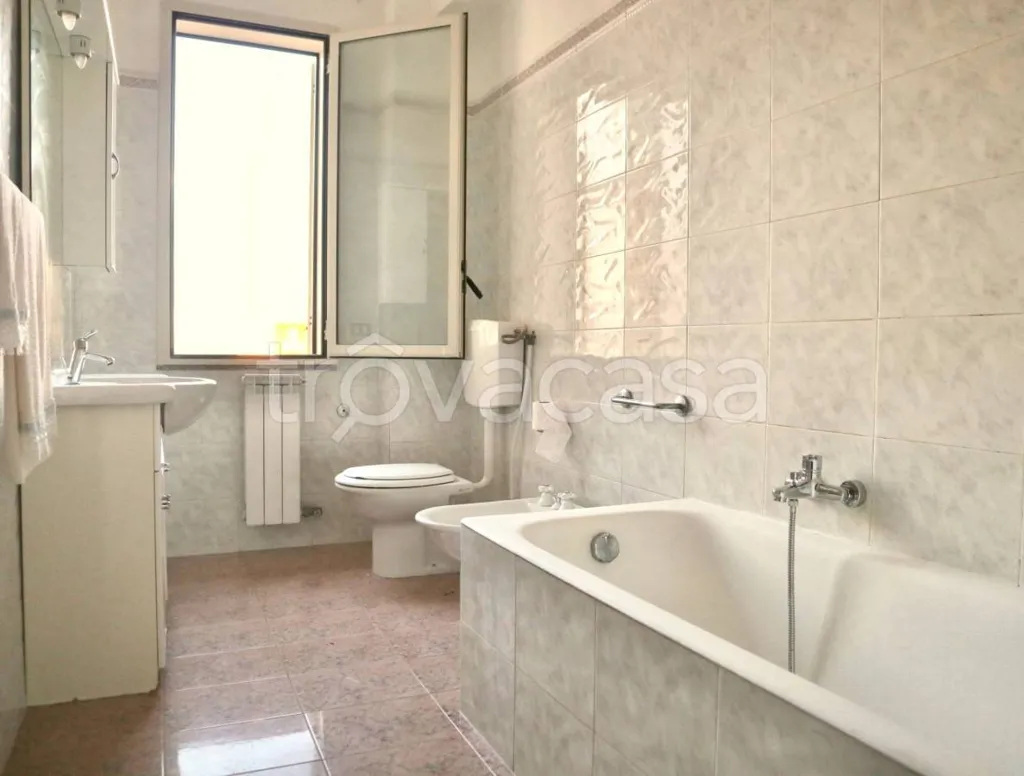 Salles de bain - Apartment with Balcony in Santa Croce Camerina