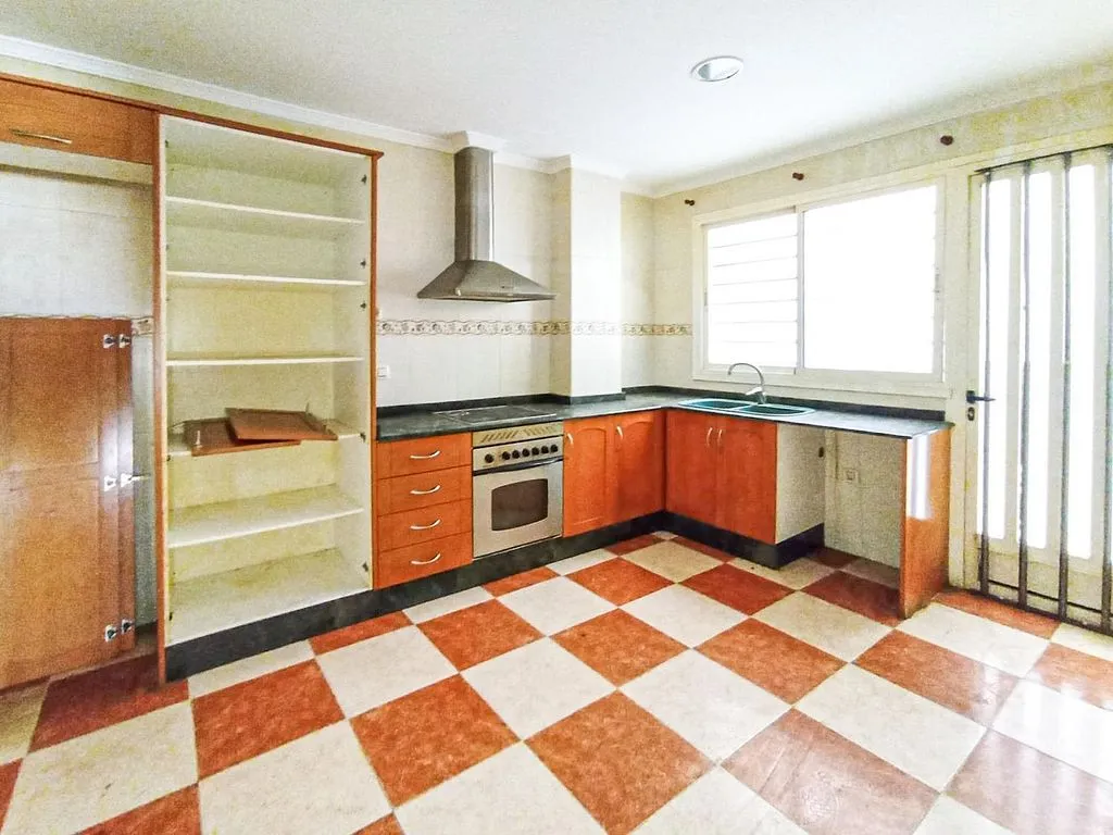 Köök - Ground Floor Flat for Renovation in Almoines
