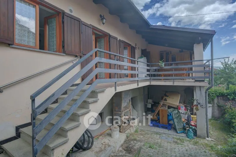 Toad - Terraced House with Private Garden in Torre Pellice