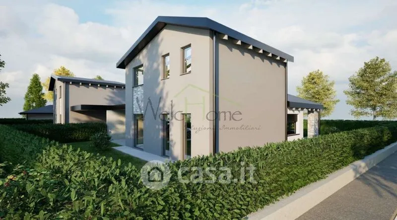 Contemporary Villa with Garden in Albavilla