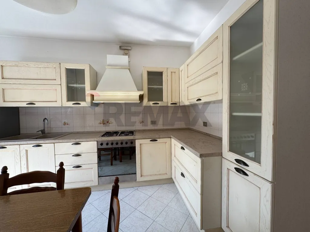 Kitchen - Independent House with Private Courtyard in Gavardo