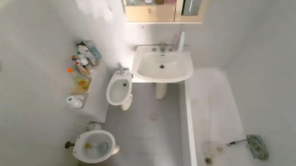 Bathrooms - Apartment with Sea View in Cetraro Marina