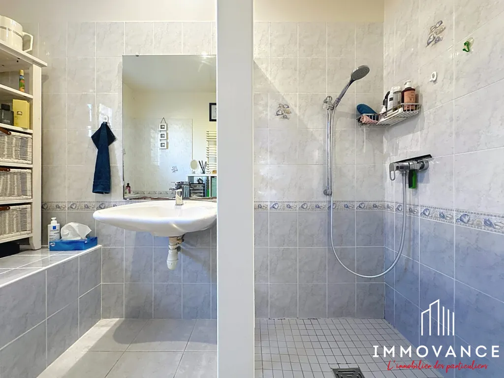 Bagni - Semi-detached Villa with Pool in Quiet Area