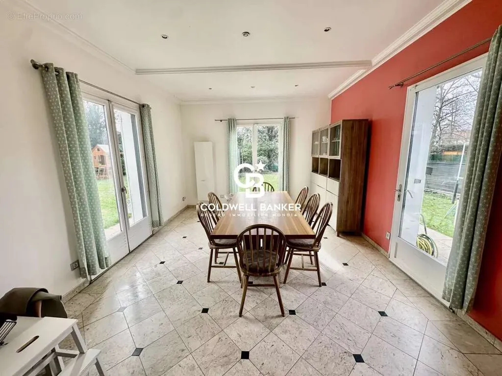 dining_room