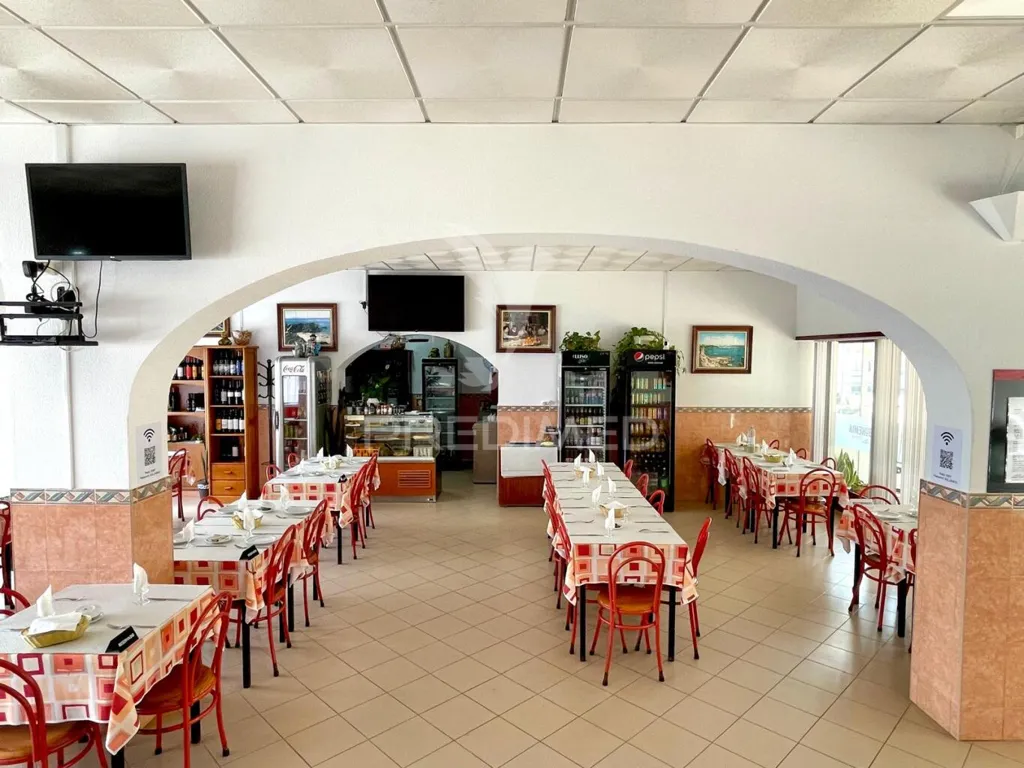 Söögituba - Iconic Restaurant with Outdoor Space in Sines