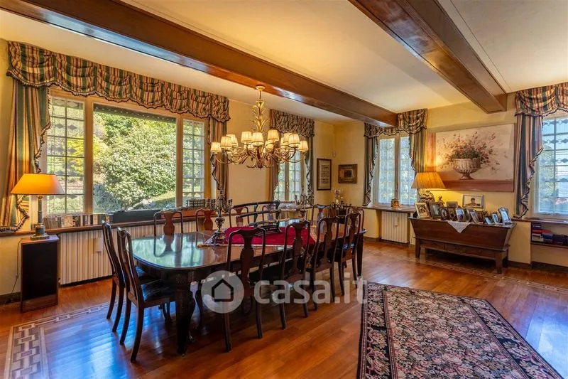 Salle à manger - Chalet with Private Park in Stresa