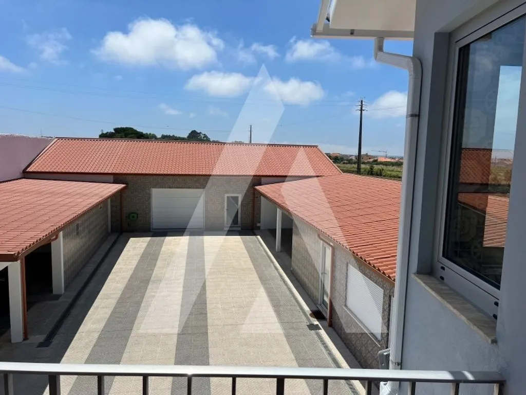 Välivaade - Luxury Villa with Construction Feasibility in Aveiro