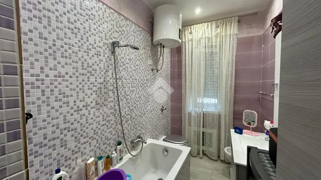 Vannitoad - Modernised Apartment with Balcony in Palermo