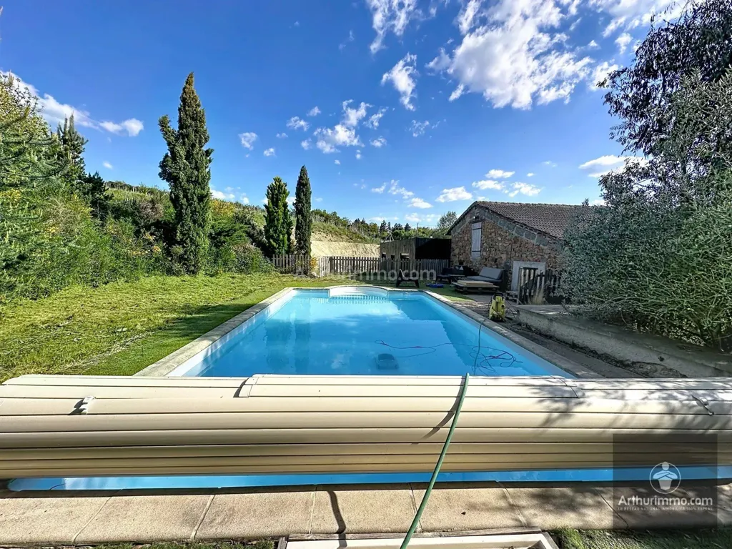 Piscine - Maison en Pierre avec Piscine à Saint-Jean-Saint-Maurice
