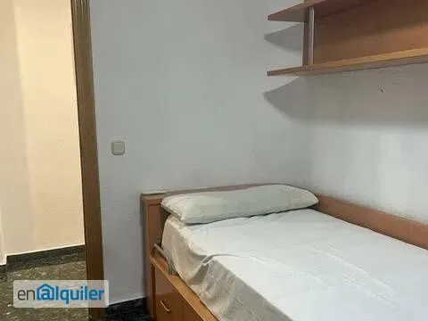 Chambres - Furnished Flat with Balcony in Pinedo
