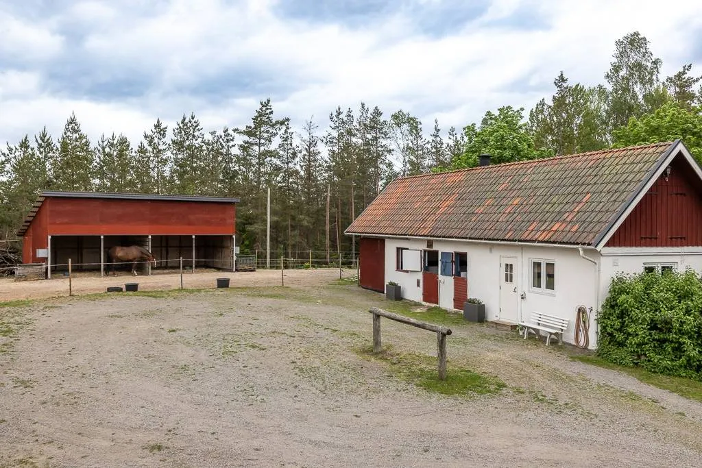 7-toaline maja asukohas Norrtälje kommun