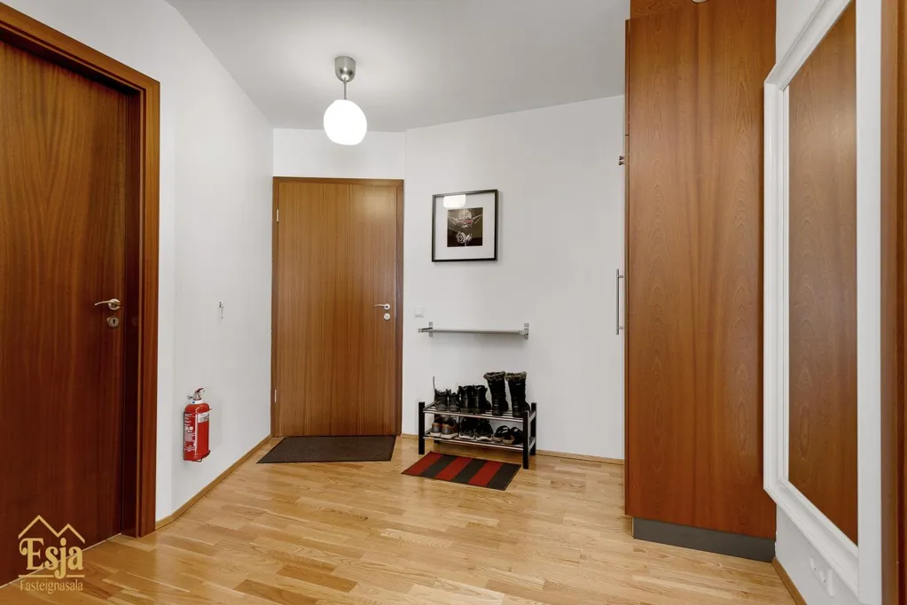 Ingresso - 2-Bedroom Apartment with Elevator in Reykjavik