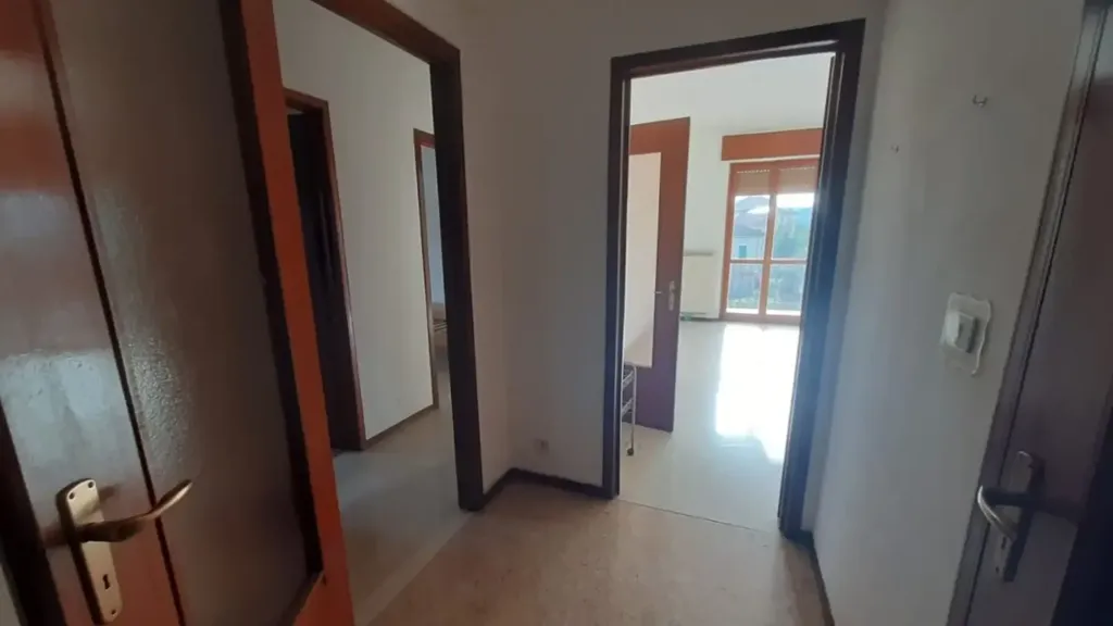 Esik - Apartment with Balconies in Ovada