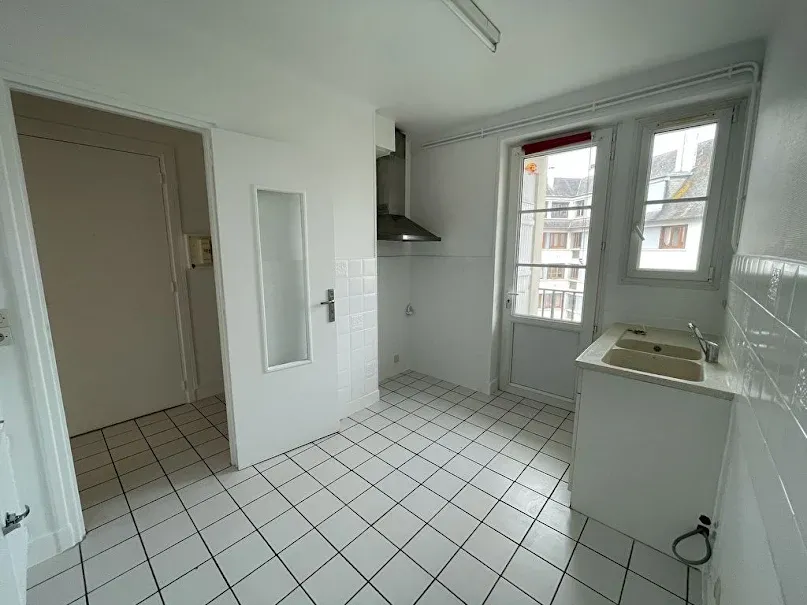 Pièces - Appartement 3 Pièces avec Balcon à Caen