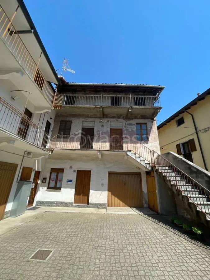 Välivaade - Restoration-Ready Townhouse in Cameri